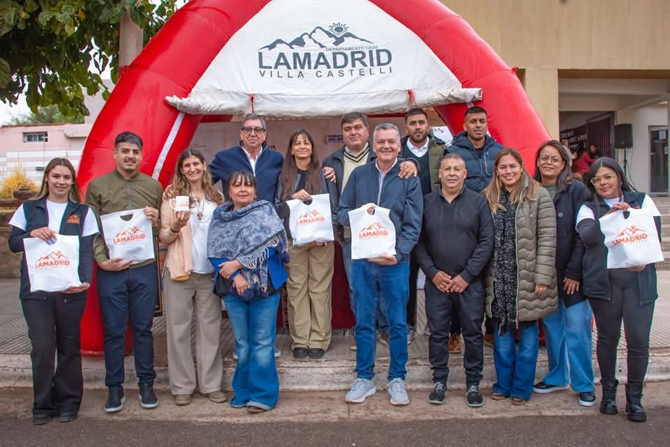 Presentación de la marca que nos identifica.