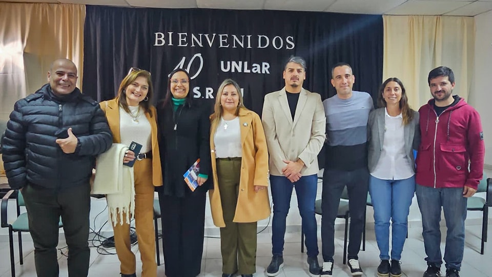 Compromiso con la educación y el desarrollo académico.